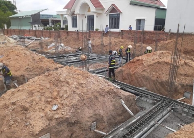 BIỆT THƯ 3 TẦNG MÁI NHẬT TẠI BÌNH DƯƠNG